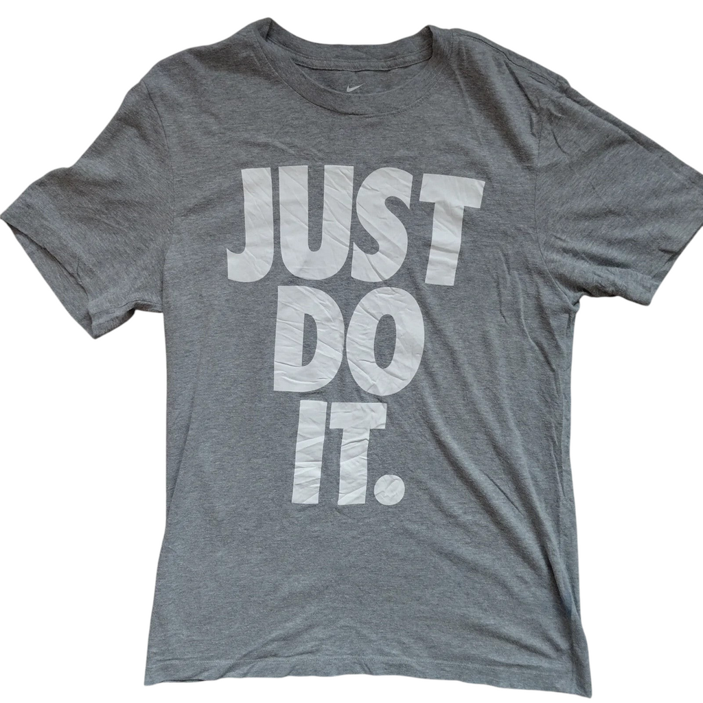 My Store grey Nike The Nike Tee cotton t-shirt featuring a white Just Do It graphic print on the front
