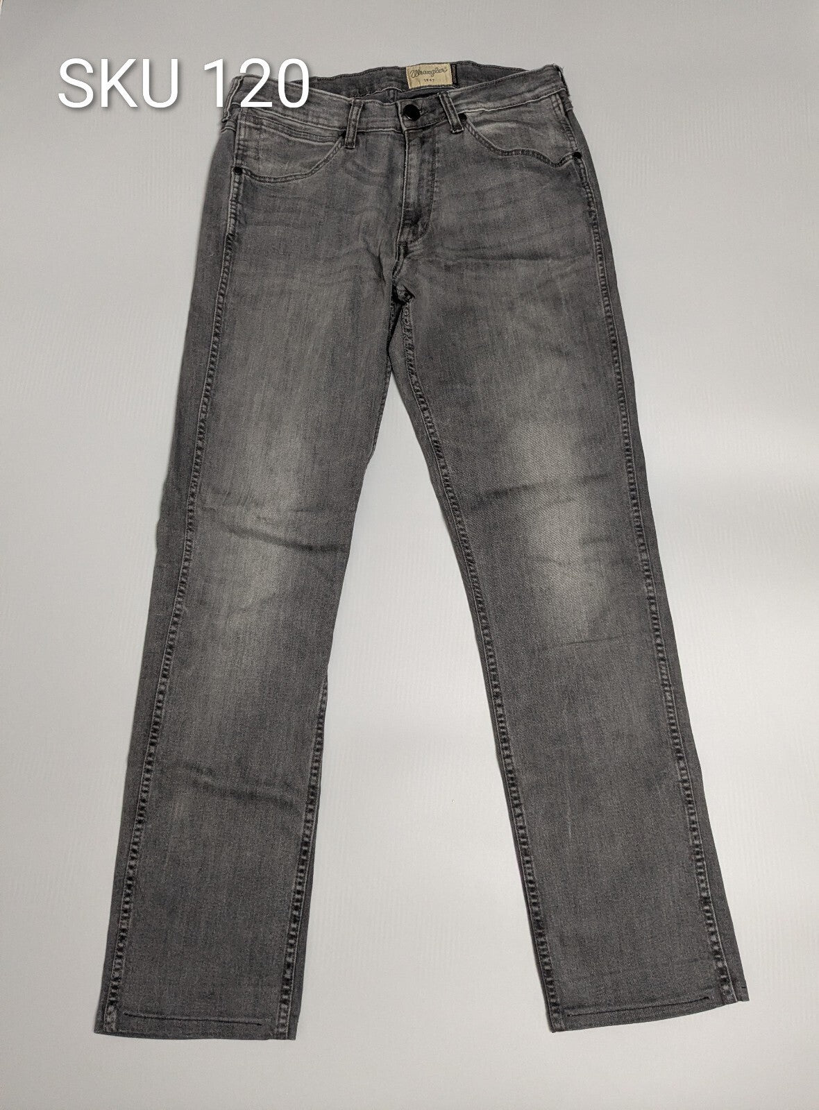 Wrangler Greensboro Grey Straight Jeans / Men's W33 L36 Extra Long