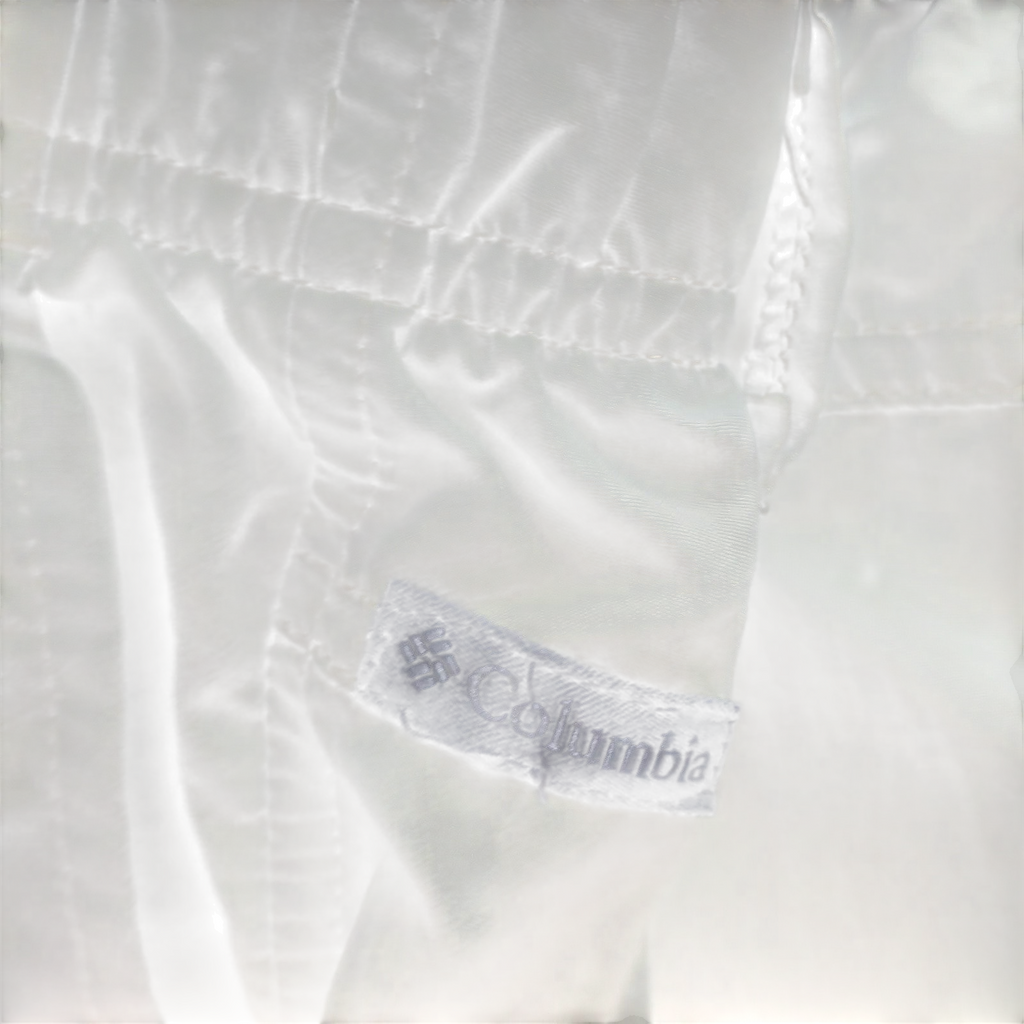 My Store Columbia khaki nylon cargo shorts featuring a branded fabric tag on the waistband