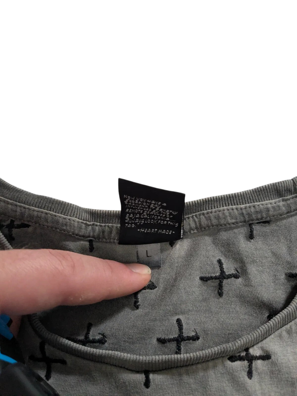 My Store Scorpion Bay grey cotton t-shirt with black cross print and size L neck label