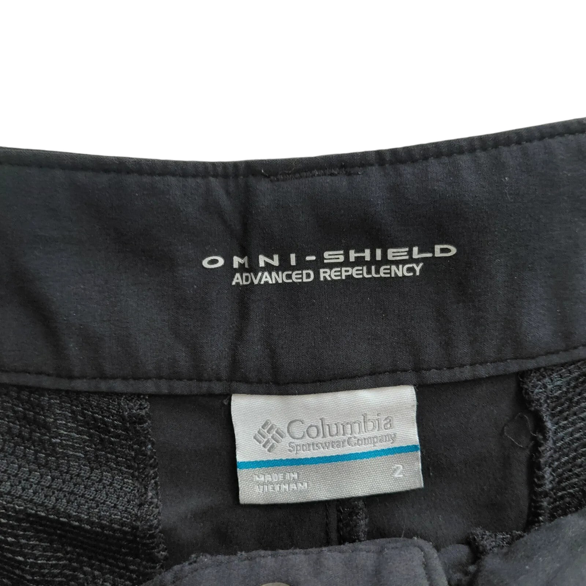 My Store Columbia Omni-Shield black hiking shorts interior label showing size 2 and water repellent technology