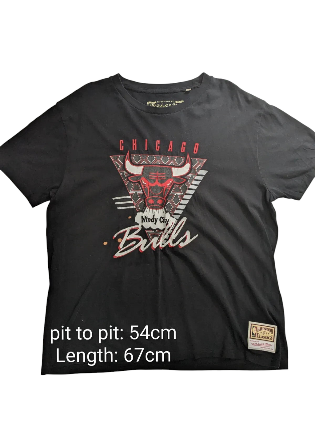 My Store Mitchell & Ness black cotton Chicago Bulls graphic t-shirt with crew neck and Hardwood Classics logo patch