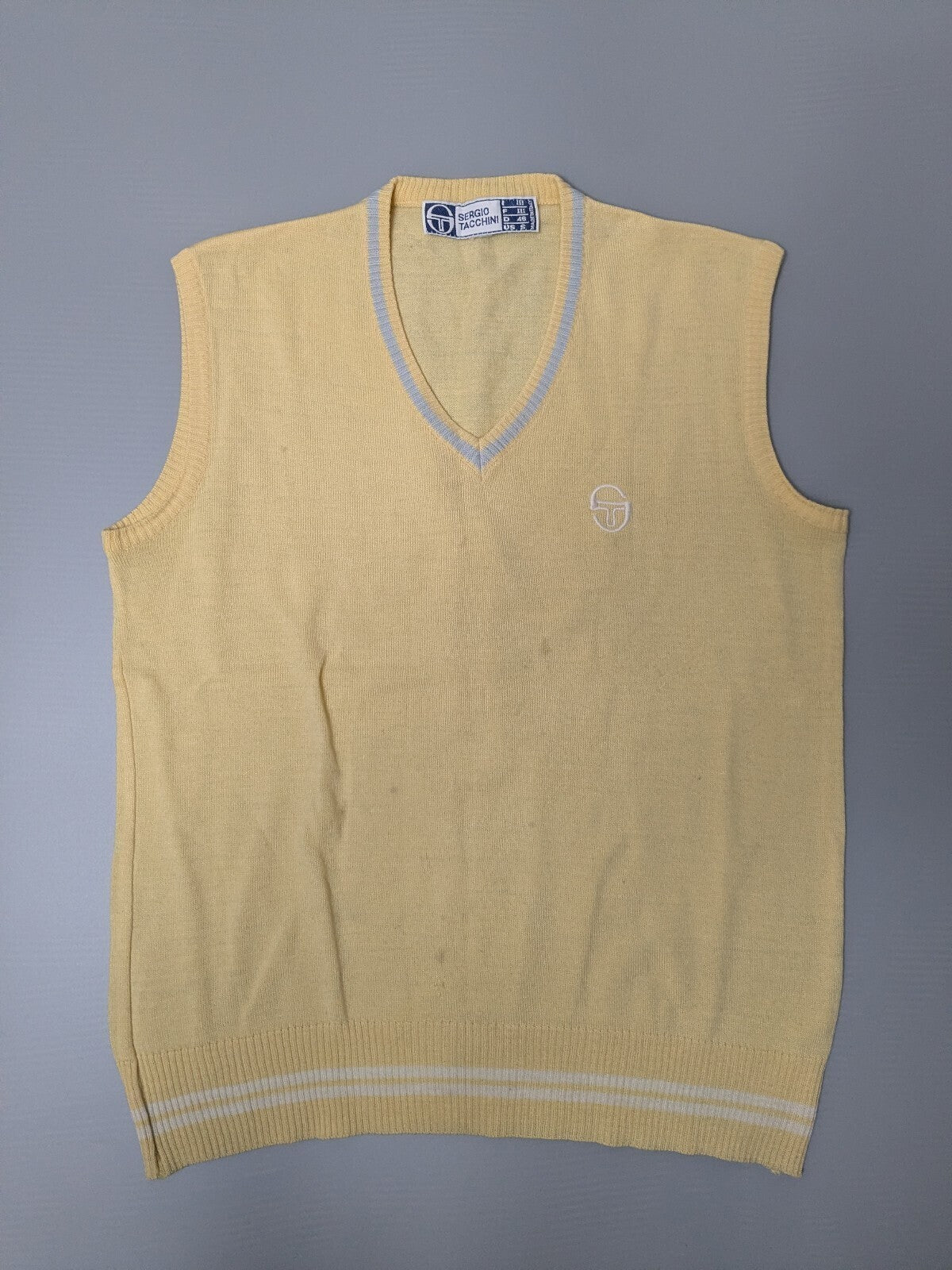 Vintage Sergio Tacchini Pastel Yellow Knit Sweater Vest / Size M (IT 48)