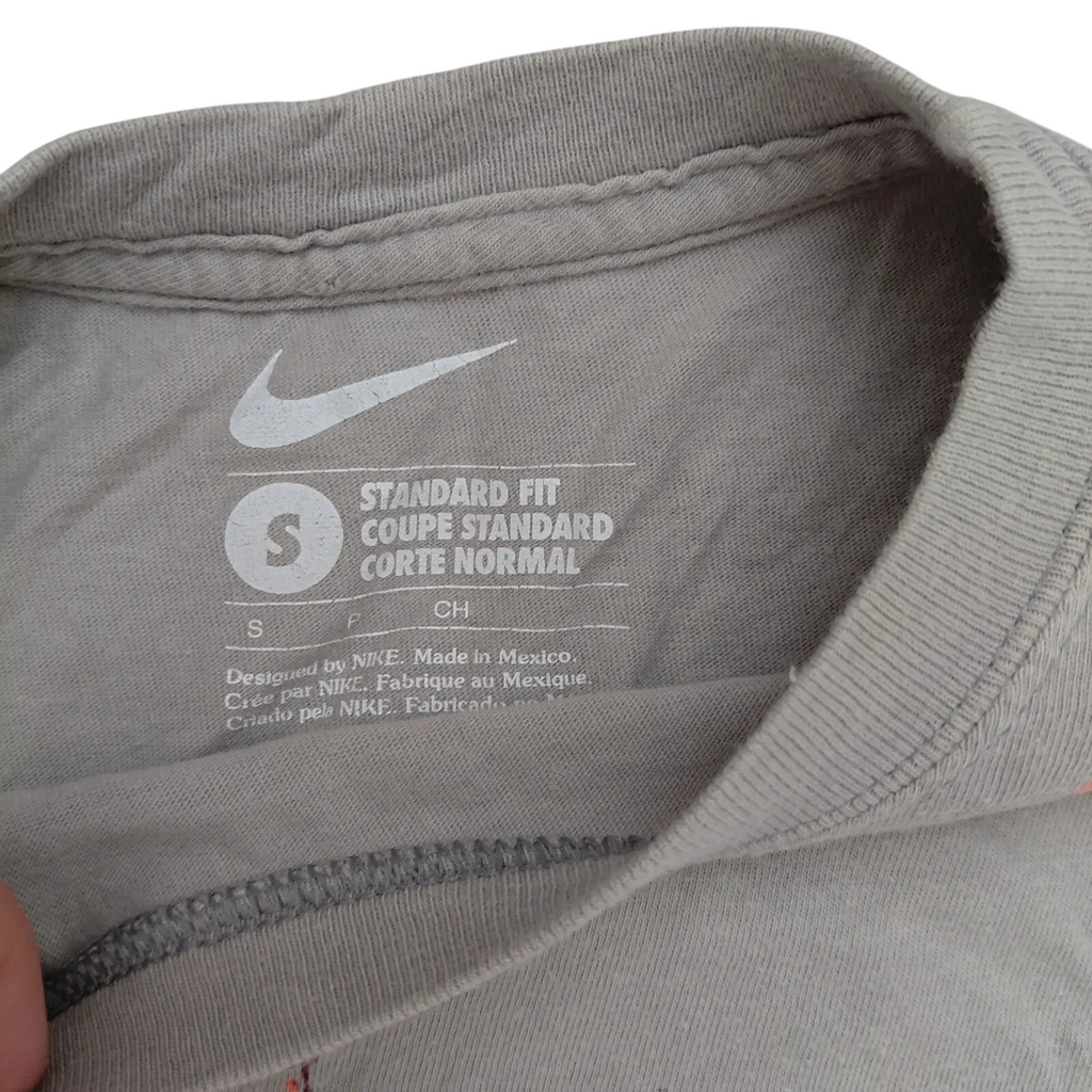 My Store Nike grey cotton jersey t-shirt interior neck label with size small and swoosh logo