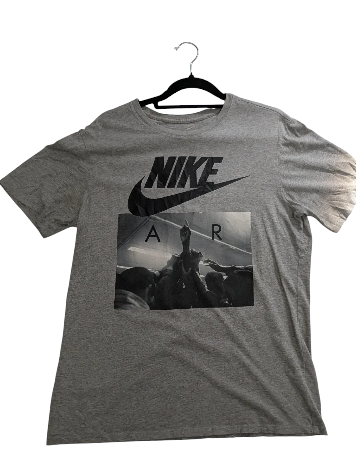 My Store grey Nike cotton t-shirt featuring a black logo and graphic print of a crowd on the front