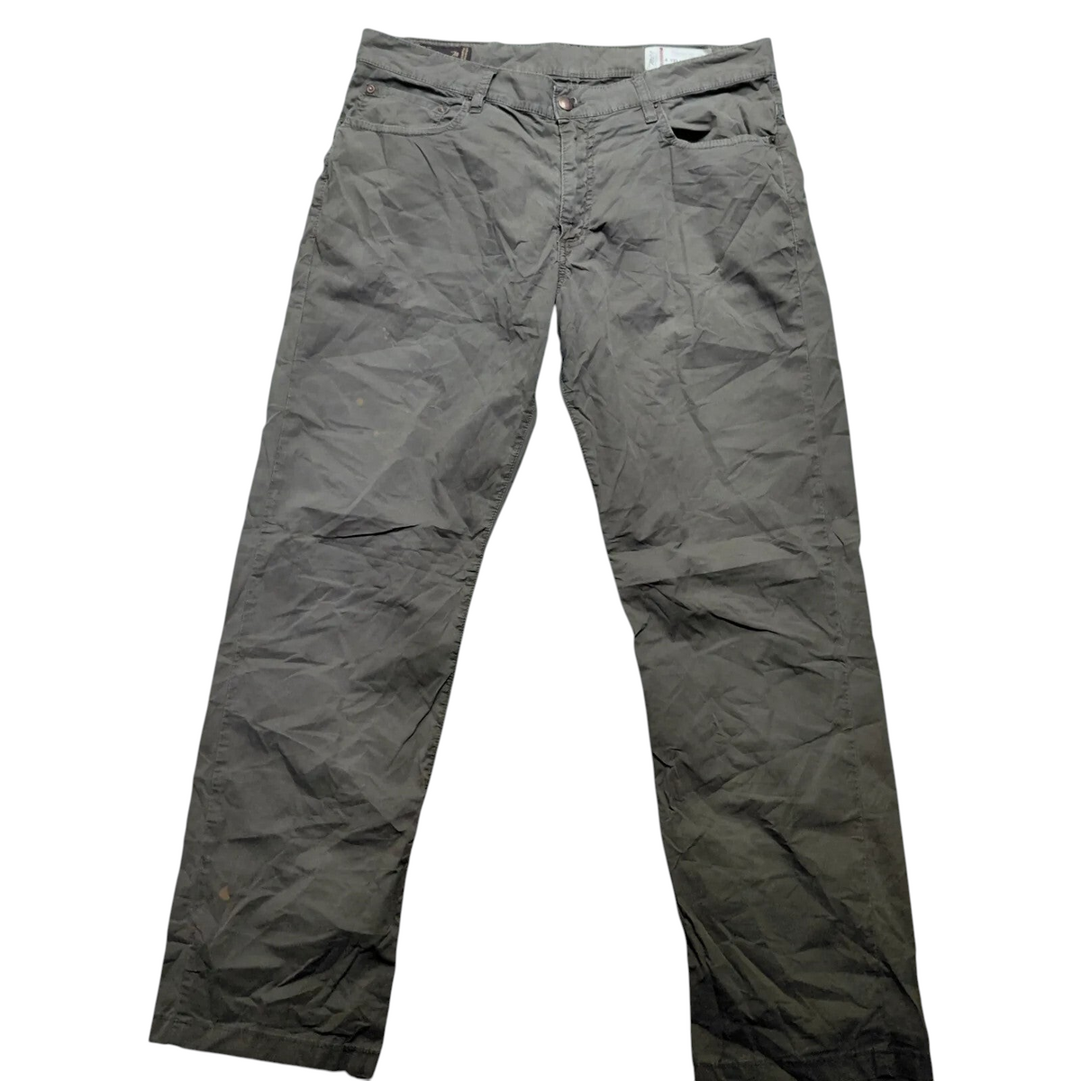 My Store MCS Marlboro Classics Yellowstone olive green cargo pants in a regular fit for men.