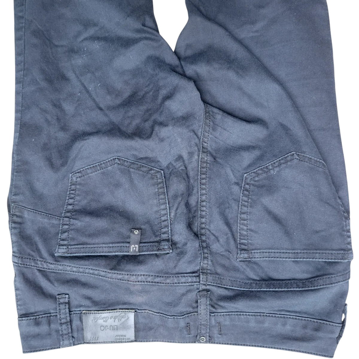 My Store Liu Jo black denim skinny jeans with back pockets and branded leather patch in excellent pre-owned condition