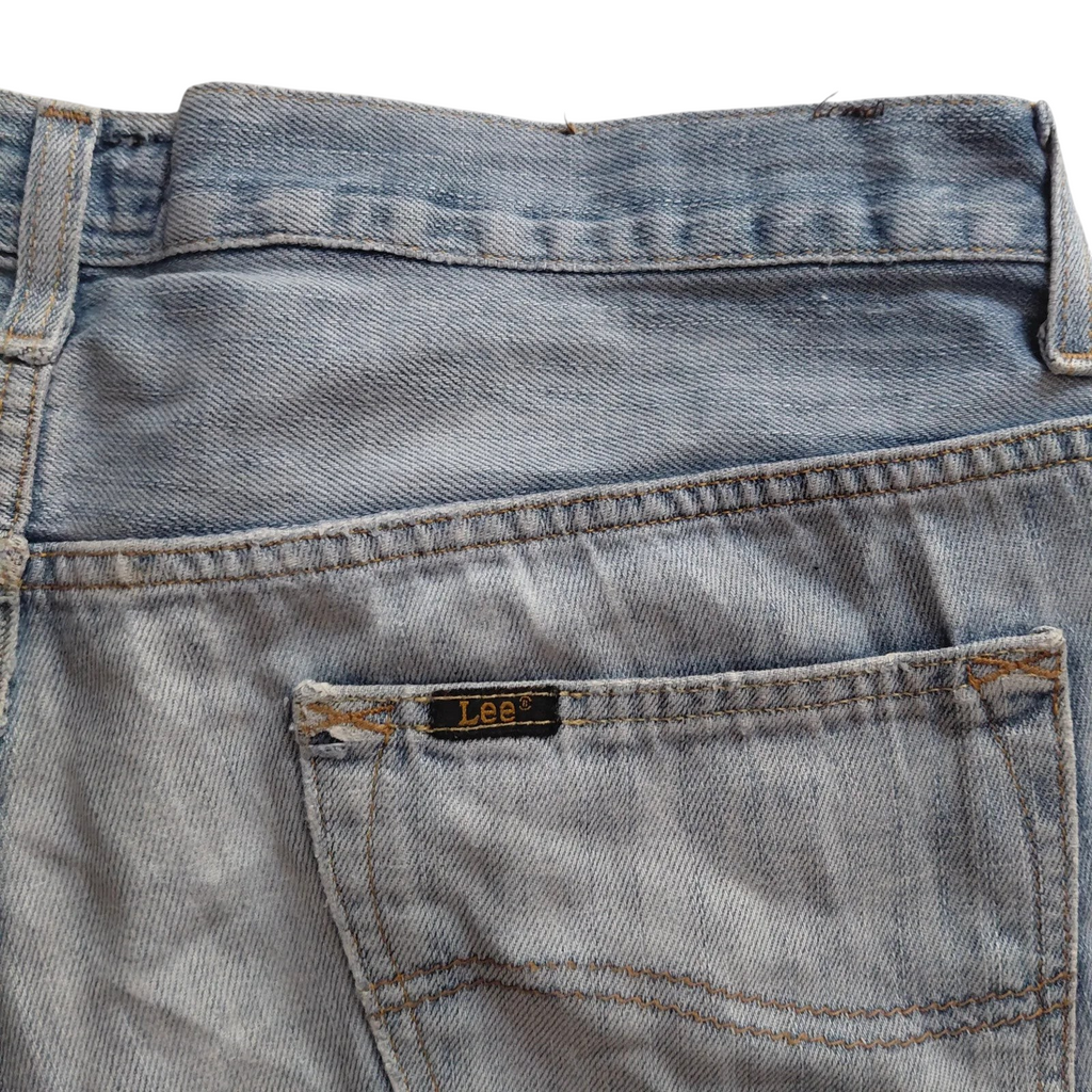 My Store Lee Knox light blue denim shorts featuring a classic back pocket with Lee brand label and faded wash finish.